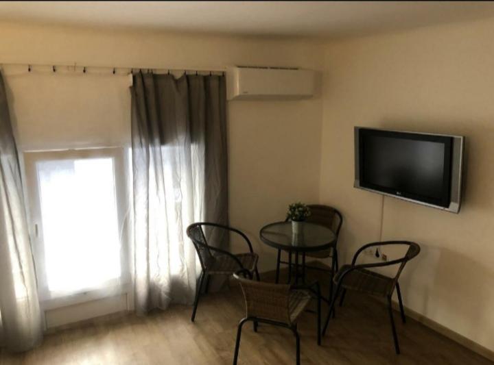 Ferienwohnung Apartman Vorosmarty Budapest Exterior foto