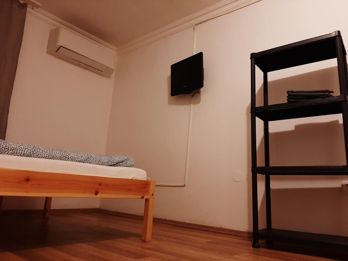 Ferienwohnung Apartman Vorosmarty Budapest Exterior foto