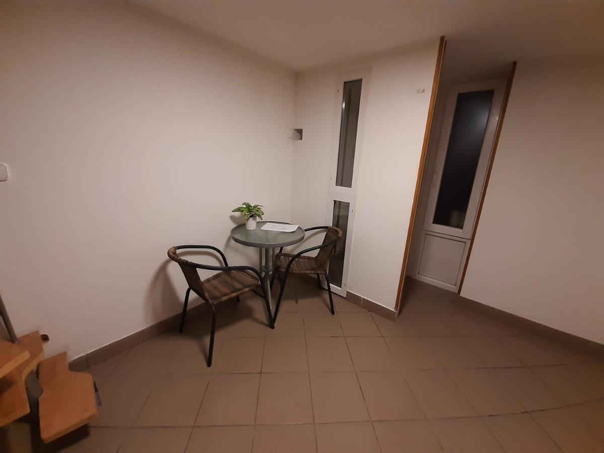Ferienwohnung Apartman Vorosmarty Budapest Exterior foto