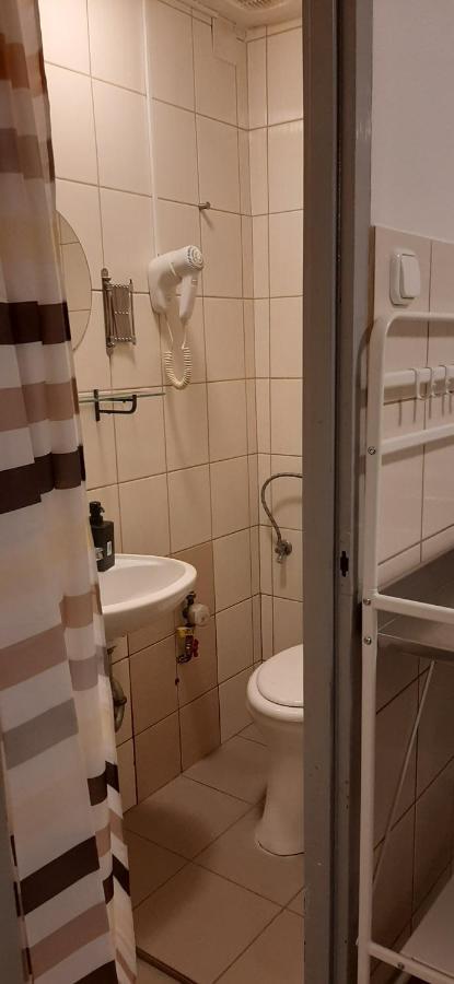 Ferienwohnung Apartman Vorosmarty Budapest Exterior foto
