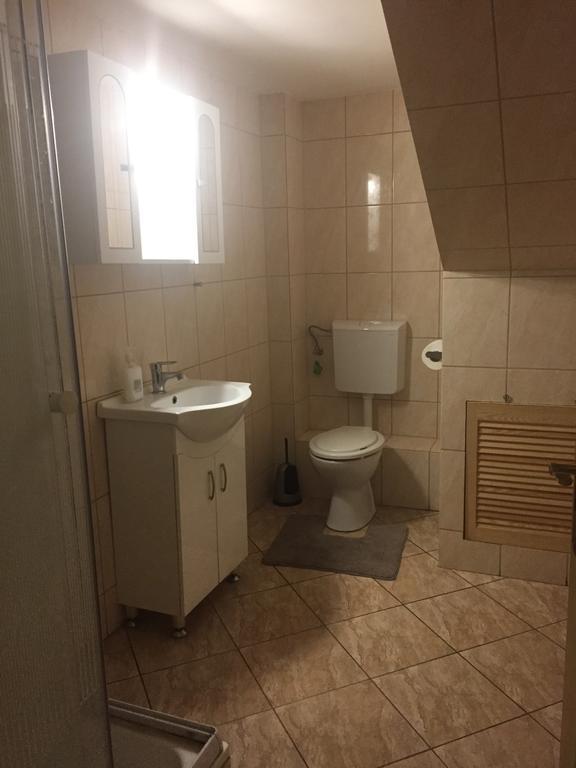 Ferienwohnung Apartman Vorosmarty Budapest Exterior foto
